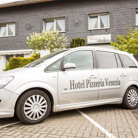 Hotel Pizzeria Venezia Sohren Ngoại thất bức ảnh